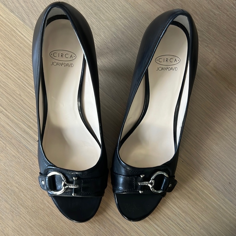 Circa Joan & David peep-toe pumps